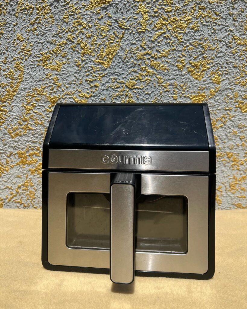 7.6 Litres Gourmia digital air fryer