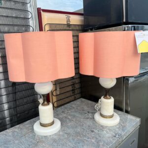 Marble stand table lamp