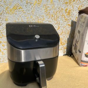Instant 5.7 air fryer